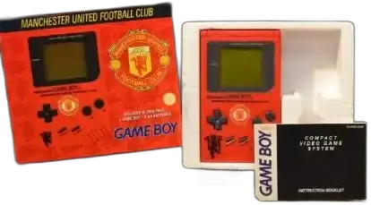 รีวิวอุปกรณ์ไอที Gameboy ลายแมนยู ที่มีลายเซ็นเซอร์อเล็กซ์ ราคาสูงลิ่ว